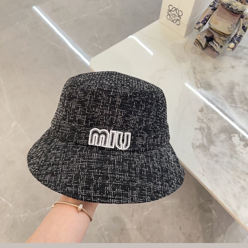 M*um*u